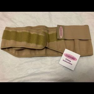 New never used Gabrialla Maternity Pregnancy belt